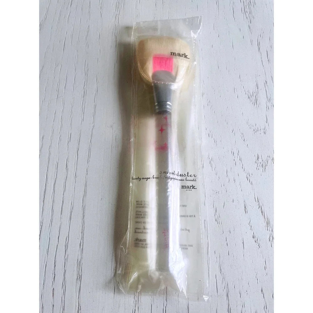 Mark Avon Snow Duster Makeup‎ Brush Foundation Powder Application Beauty Tool